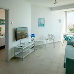 Apartamento Front-row - Skyline Retreat - Pool Access