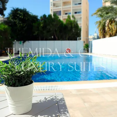 Apartment Luxury Penthouse 1br-seafront-seasonal Pool-central *