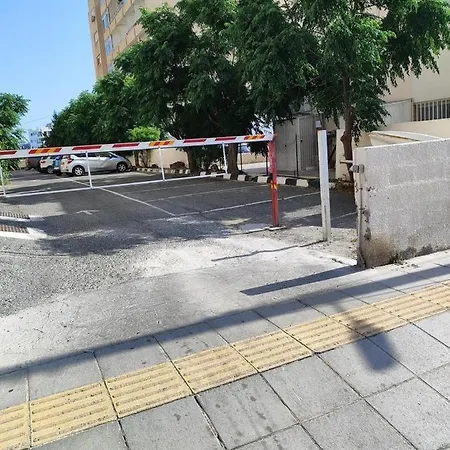 Apartmán Front-row - Skyline Retreat - Pool Access Larnaca