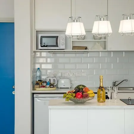 Apartment Luxury Penthouse 1br-seafront-seasonal Pool-central