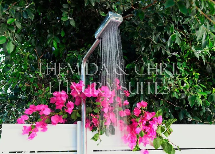 아파트 Front-row - Skyline Retreat - Pool Access *