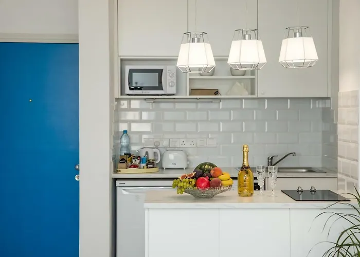 아파트 Front-row - Skyline Retreat - Pool Access