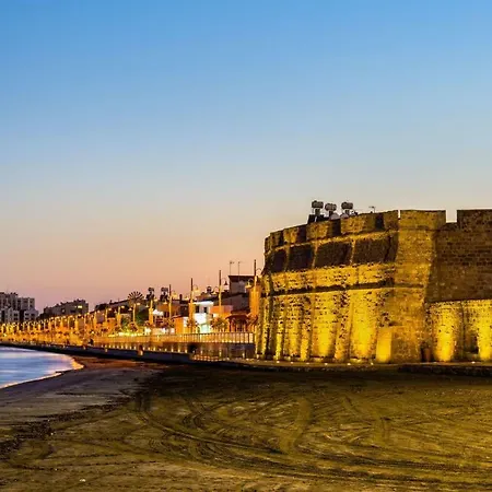 Appartement Front-row - Skyline Retreat - Pool Access *