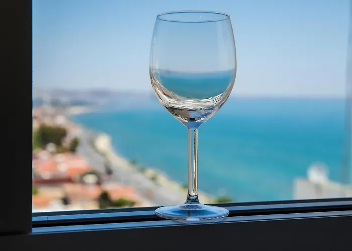 アパート Front-row - Skyline Retreat - Pool Access *