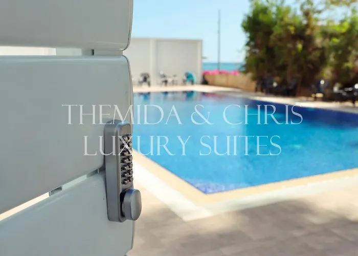 Apartament Front-row - Skyline Retreat - Pool Access *
