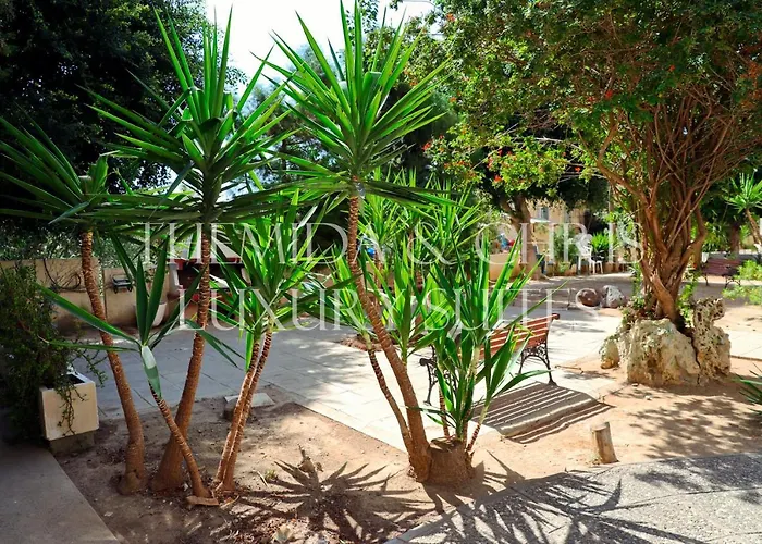 Lägenhet Front-row - Skyline Retreat - Pool Access Larnaca