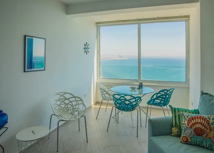 アパート Front-row - Skyline Retreat - Pool Access *